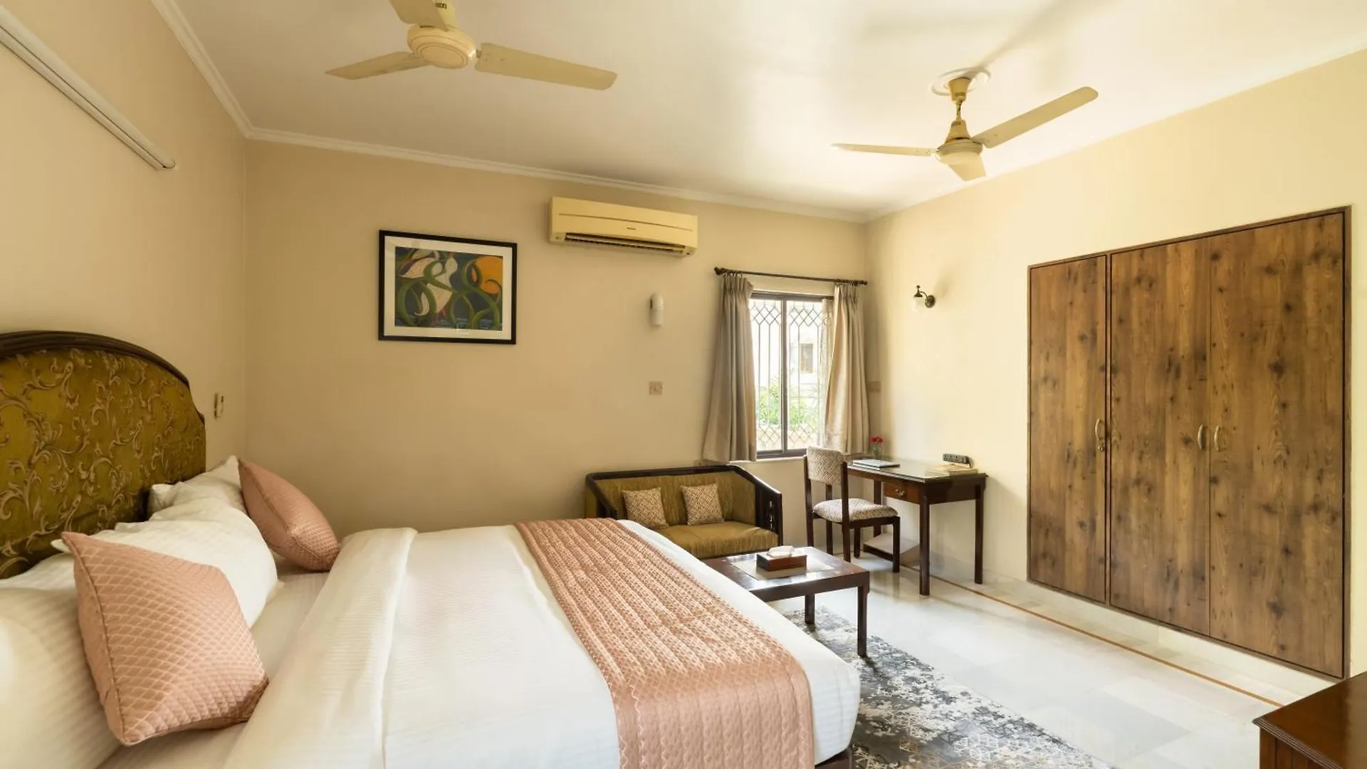 Livistay - A Luxury Homestay Gurgaon
