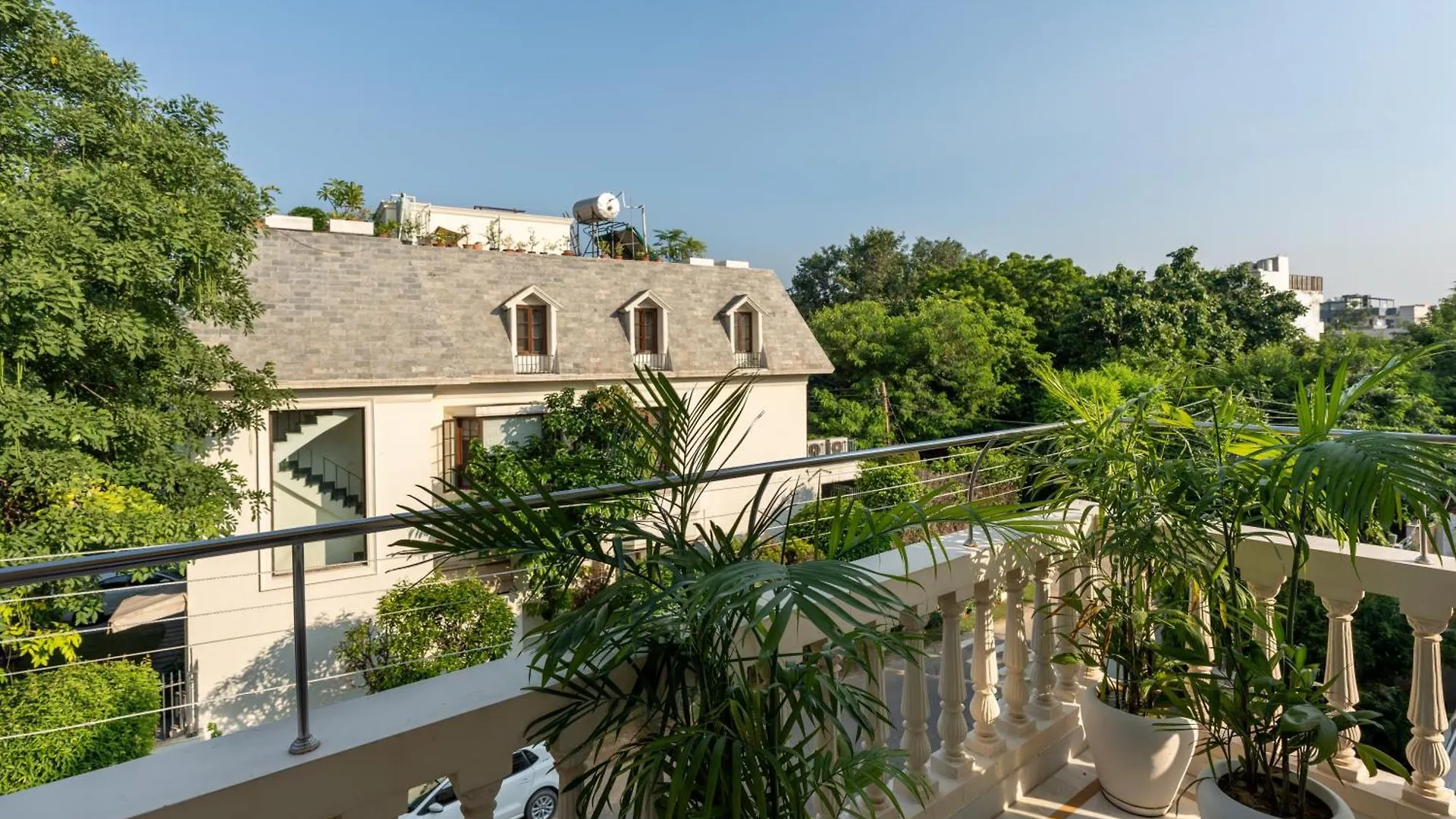 Livistay - A Luxury Homestay Gurgaon India